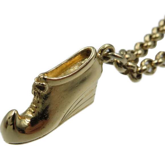 Excellent condition Salvatore Ferragamo vintage metal gold shoe motif necklac...